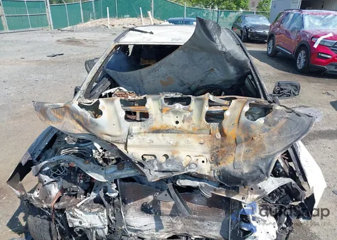 2011 Toyota Matrix S z USA, uszkodzony, nr VIN 2T1LE4EE5BC020182